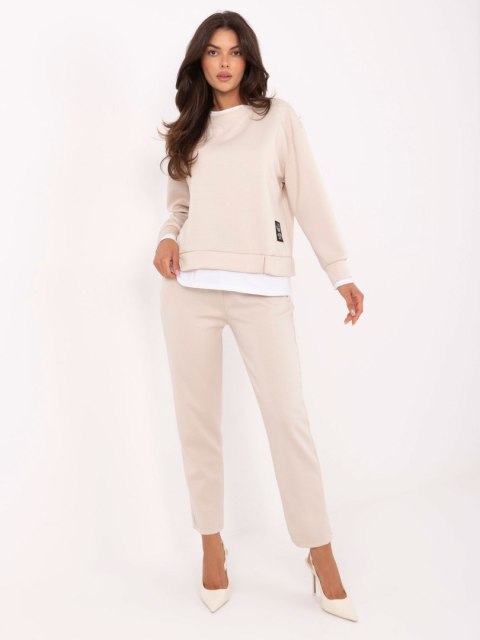 Jasny beżowy komplet damski masełko