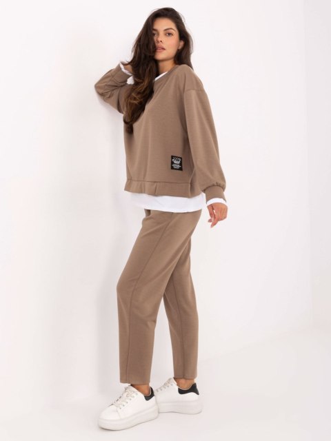 Ciemno beżowy komplet damski masełko