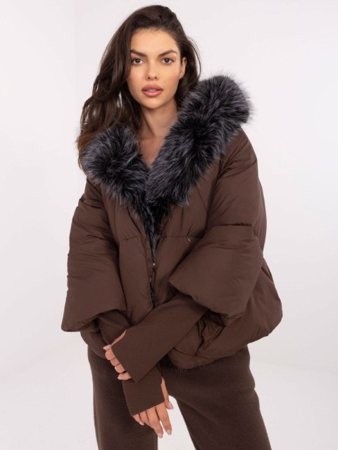 Brązowa zimowa kurtka damska z kapturem