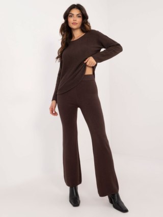 Ciemnobrazowy dwuczęściowy komplet z dzianiny IT-KMPL-2219.51