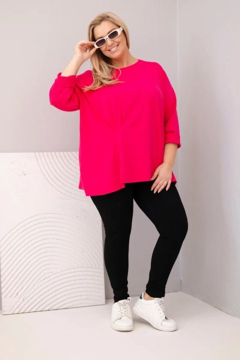 Fuksjowa bluzka damska plus size z bawełny z efektownym marszczeniem