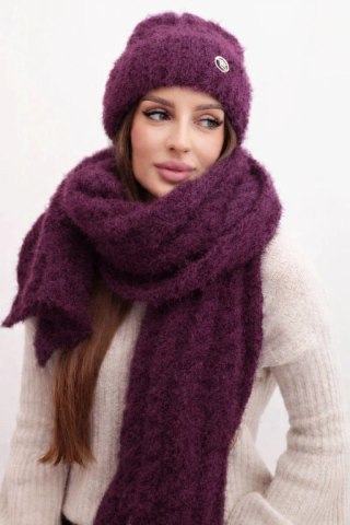 Komplet damski czapka i szalik prążkowany z ozdobą śliwkowy