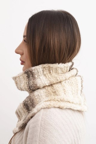 Komin damski wełniany miękki otulacz golf zimowy KN21 beżowy