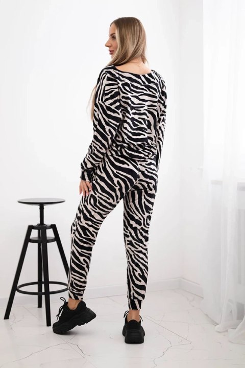 Komplet welurowy w zebrę – stylowy dres damski czarno-beżowy
