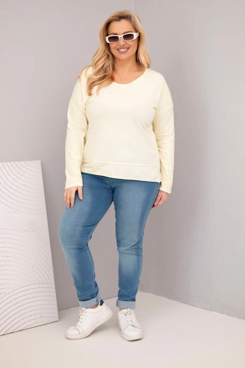 Bluzka damska Plus Size przecierana z dekoltem V i dłuższym tyłem żółta