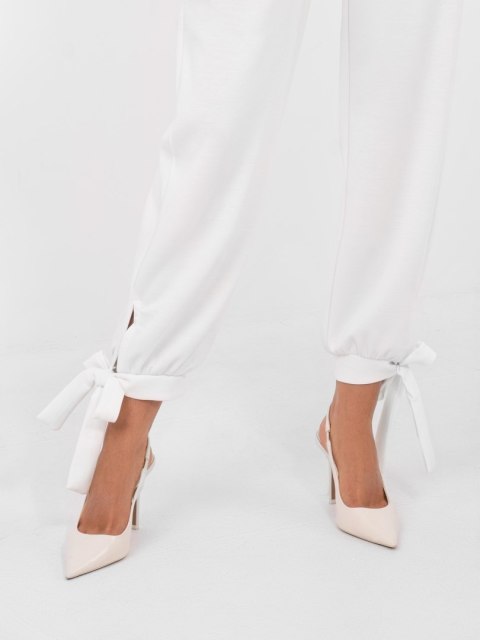 Spodnie dresowe masełko z wiązanymi nogawkami  ecru