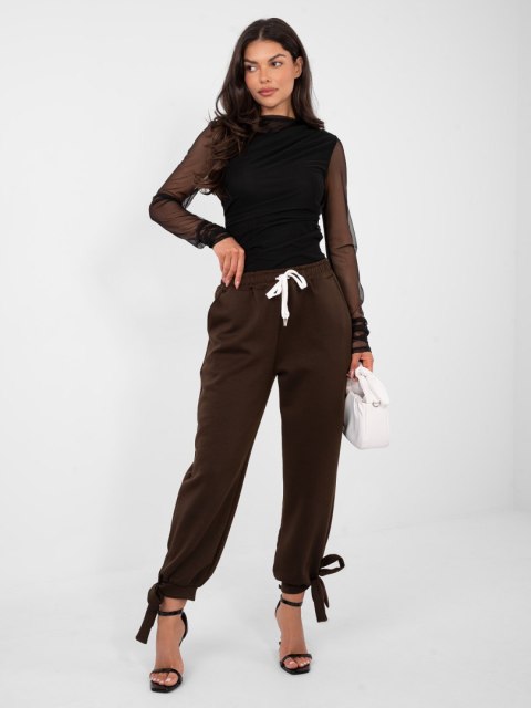 Ciemno brązowe spodnie dresowe masełko z wiązanymi nogawkami