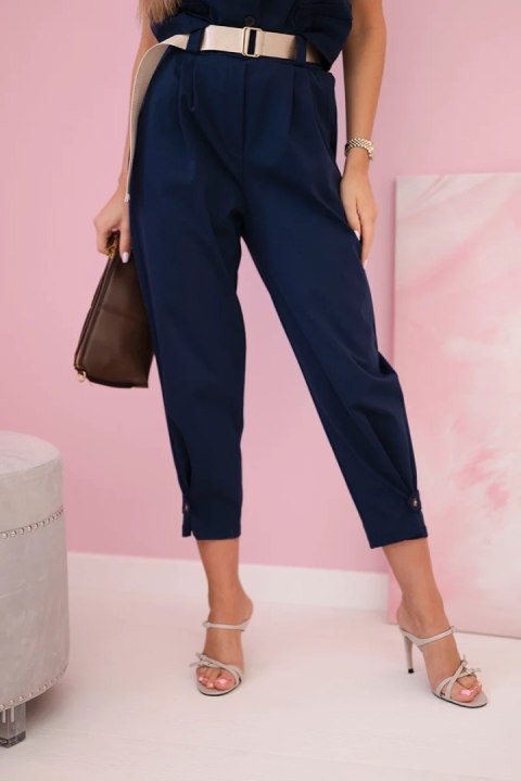 Komplet damski elegancki z kamizelką na guziki i spodniami granatowy