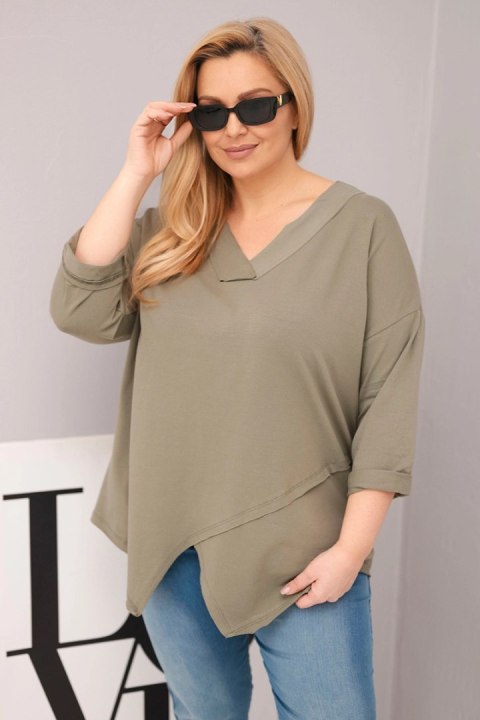 Bawełniana bluzka Plus Size w kolorze khaki – zmysłowy dekolt i asymetryczny krój