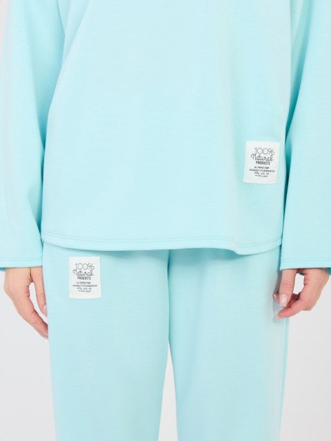 Damski dres masełko z ozdobnymi naszywkami miętowy