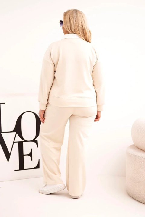 Komplet damski masełko Plus Size z szerokimi nogawkami i kołnierzykiem beżowy