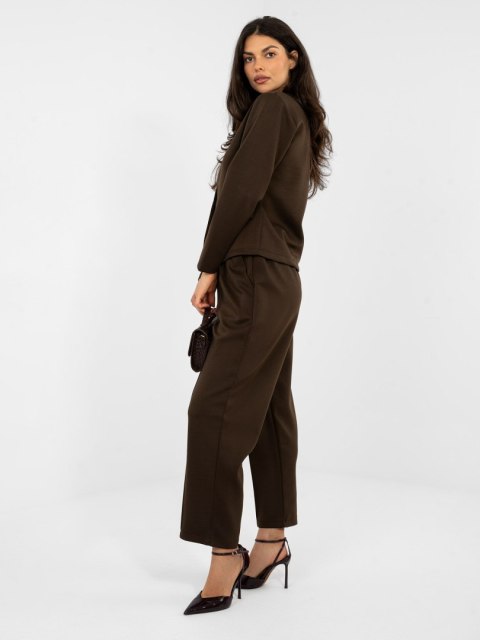 Spodnie joggersy masełko z ozdobnymi guzikami  brązowy