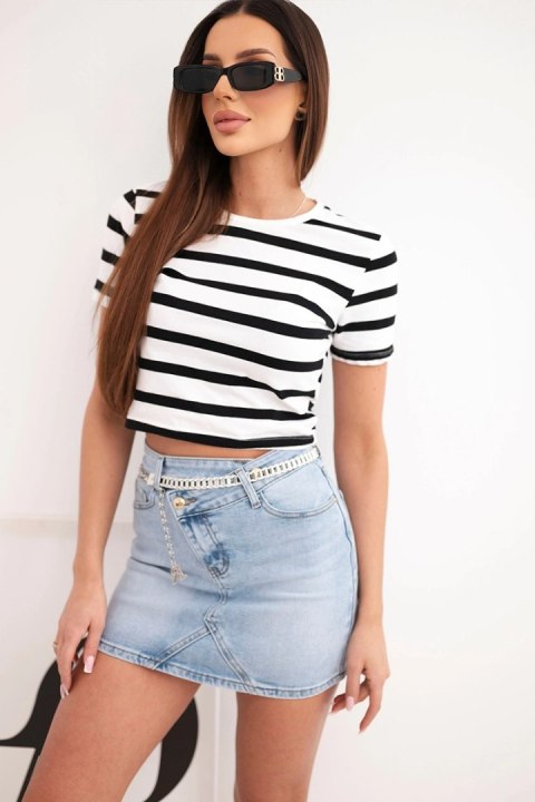 Jeansowa spódnica mini z biżuteryjnym łańcuszkiem i modelującym wysokim stanem