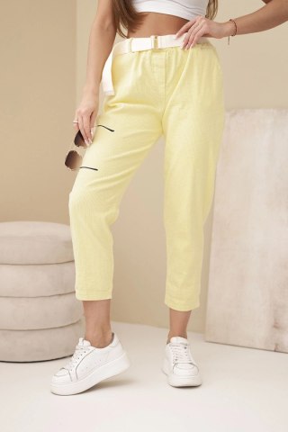 Spodnie damskie sztruksowe z paskiem żółte
