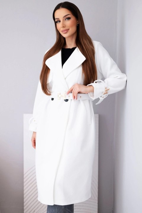 Płaszcz damski ecru z paskiem i złotymi klamrami