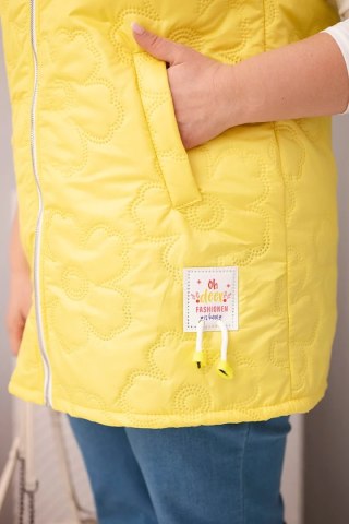 Kamizelka damska Plus Size z kapturem i pikowaniem w kwiaty żółta