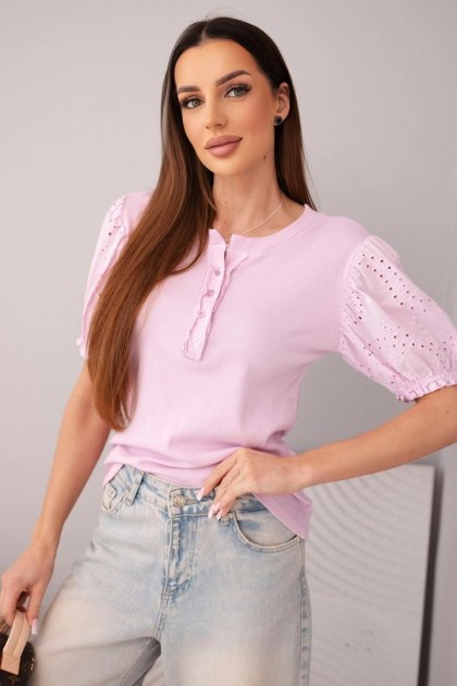 Bluzka damska bawełniana prążkowana z bufiastym rękawem i guziczkami jasno fioletowa