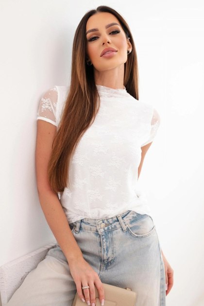 Bluzka damska wiskozowa koronkowa z krótkim rękawem i półgolfem biała
