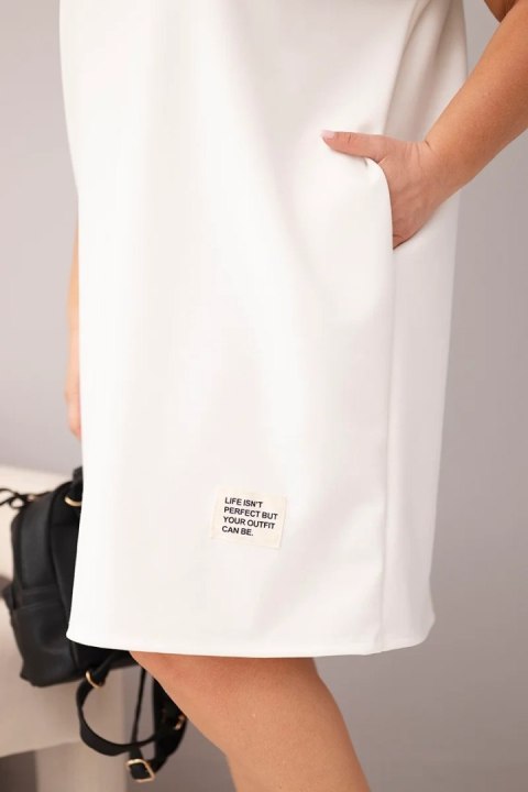 Sukienka damska Plus Size z krótkim rękawem i kieszeniami ecru