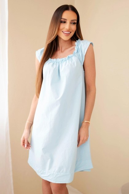 Sukienka damska bawełniana z marszczonym dekoltem i falbanką niebieska