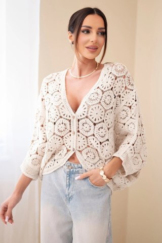 Sweter damski ażurowy oversize zapinany na guziki z dekoltem V beżowy