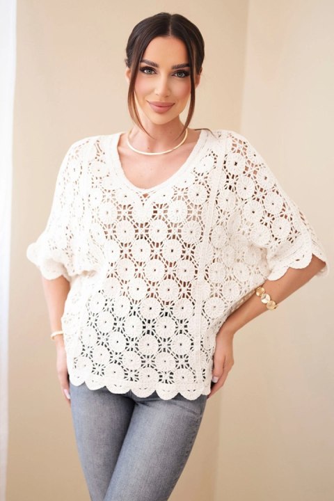 Beżowy sweter damski oversize bawełniany ażurowy