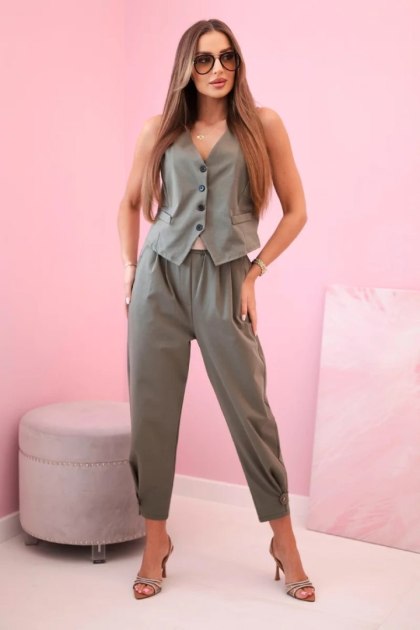 Komplet damski elegancki z kamizelką na guziki i spodniami jasny khaki