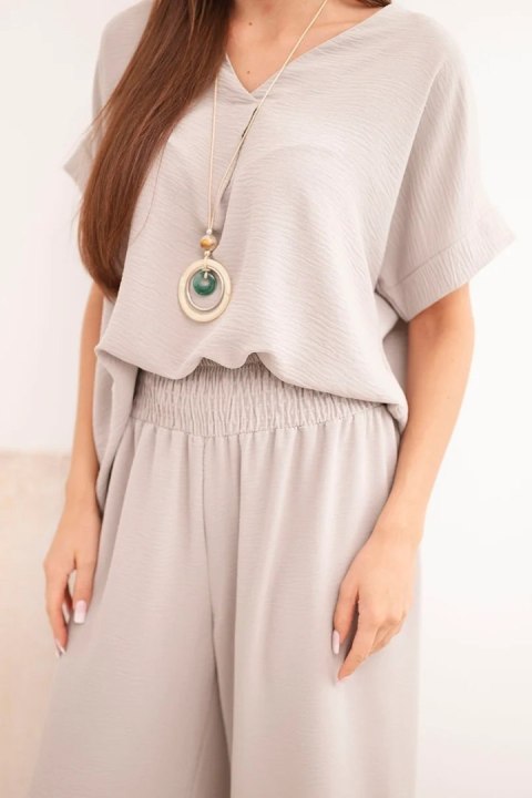 Komplet z naszyjnikiem bluzka + spodnie ciemny beżowy