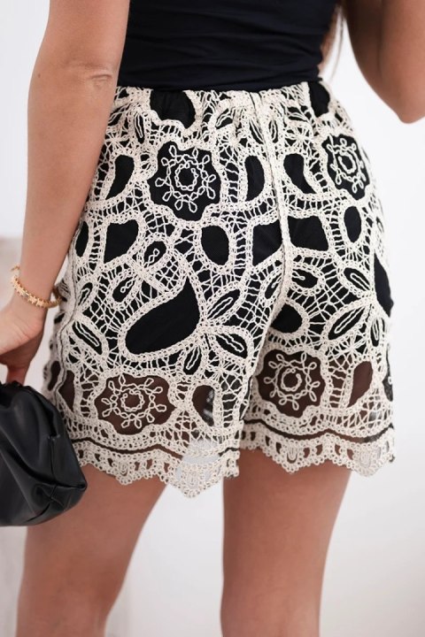 Spodenki damskie koronkowe z podszewką czarne