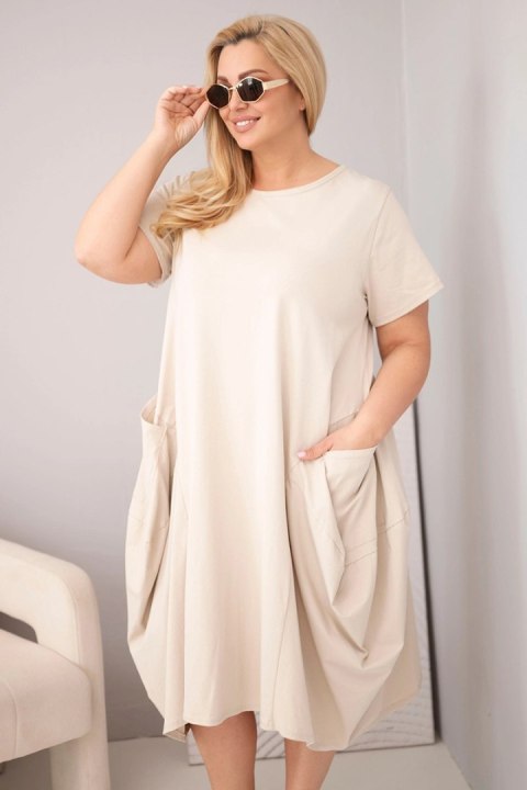 Bawełniana sukienka oversize Plus Size z bocznymi kieszeniami beżowa