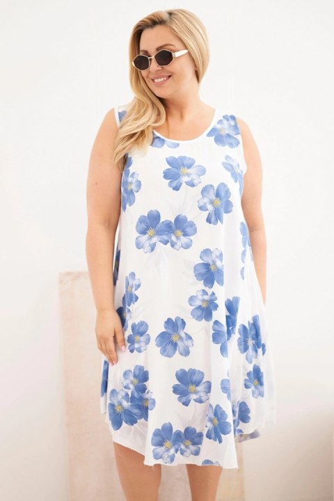 Biała sukienka wiskozowa Plus Size w kwiatowy wzór na szerokich ramiączkach