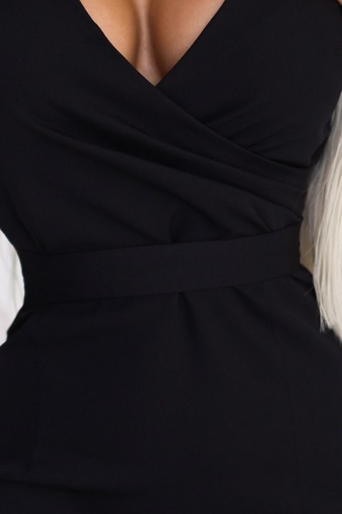 479-9 NINA elegancka sukienka z kopertowym dekoltem, rękawkiem i paskiem - CZARNA - XL
