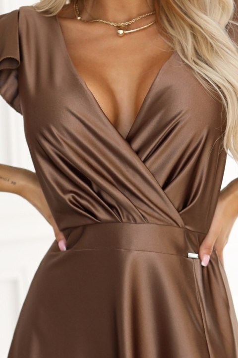 411-14 CRYSTAL satynowa długa suknia z dekoltem - mocha mousse - XXXL