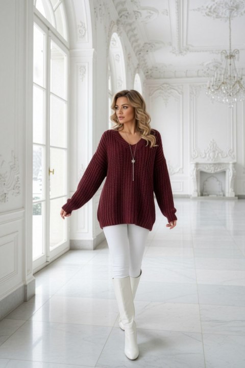661-1 Ciepły sweter oversize o mięsistym splocie i dekolcie V - bordowy - UNI