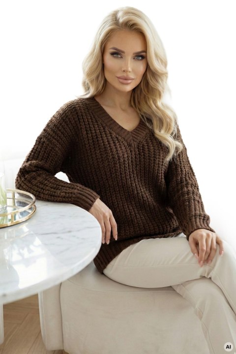661-2 Ciepły sweter oversize o mięsistym splocie i dekolcie V - czekoladowy - UNI