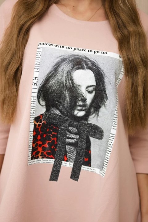 Sukienka z nadrukiem i rozkloszowanym dołem ciemny pudrowy róż