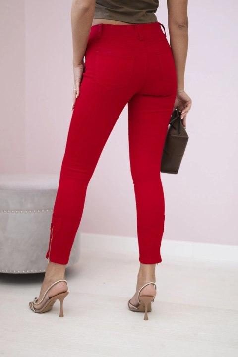Czerwone spodnie damskie z jeansu z ozdobną kokardką