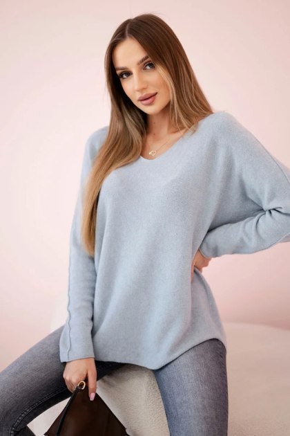 Sweter z dekoltem V szary