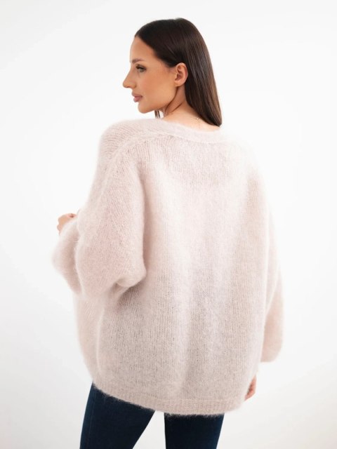 Sweter damski w 80% z kid moheru o luźnym fasonie bez zapięcia beżowy