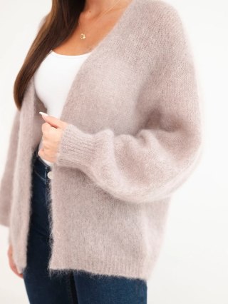 Sweter damski w 80% z kid moheru o luźnym fasonie bez zapięcia ciemny beżowy