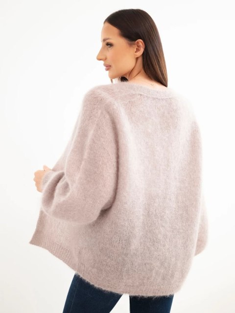 Sweter damski w 80% z kid moheru o luźnym fasonie bez zapięcia ciemny beżowy