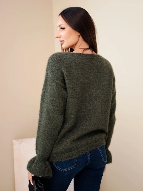 Sweter damski z moherem i wełną z falbaną przy rękawach khaki