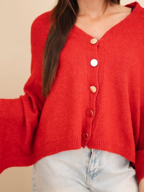 Sweter damski ponczo z baby alpaki z guzikami czerwony