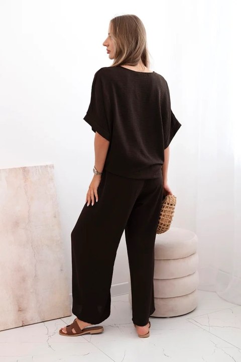 Komplet bluzki ze spodniami brązowy