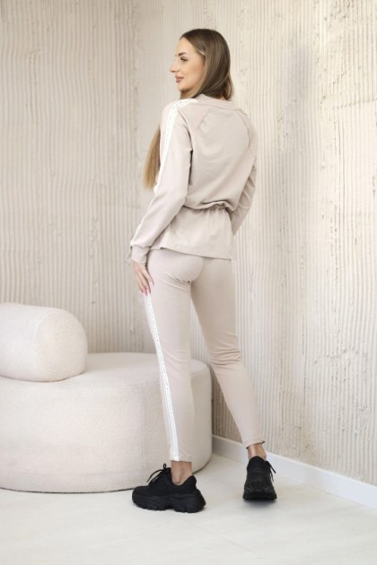Komplet damski bawełniany z lampasem i ściągaczami beżowy