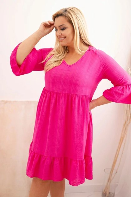 Sukienka damska Plus Size wiskozowa z ażurowym zdobieniem fuksja