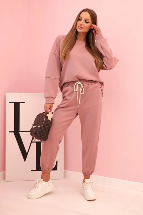 Ciemnoróżowy komplet dresowy masełko – energetyczny zestaw bluza i spodnie