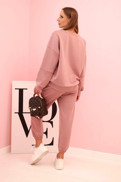 Ciemnoróżowy komplet dresowy masełko – energetyczny zestaw bluza i spodnie