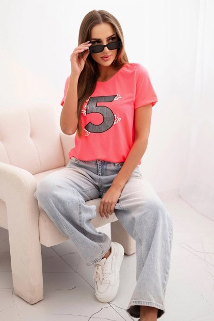 Bluzka damska bawełniana z krótkim rękawem i naszywką z perełkami różowy neon