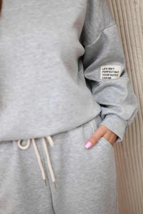 Jasnoszary komplet dresowy masełko